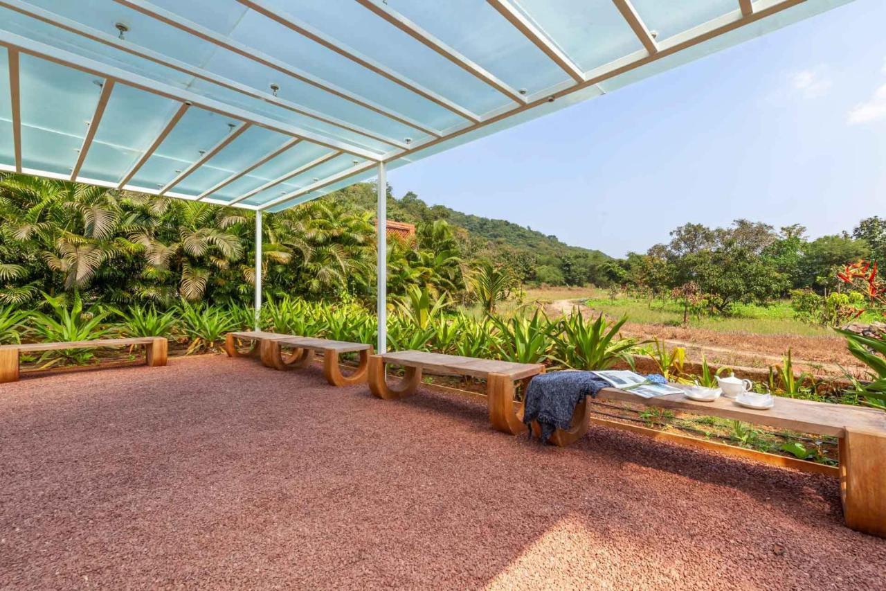 Stayvista At Amara Villa Luxury Collection With Private Pool & Gazebo Alibaug Exterior foto