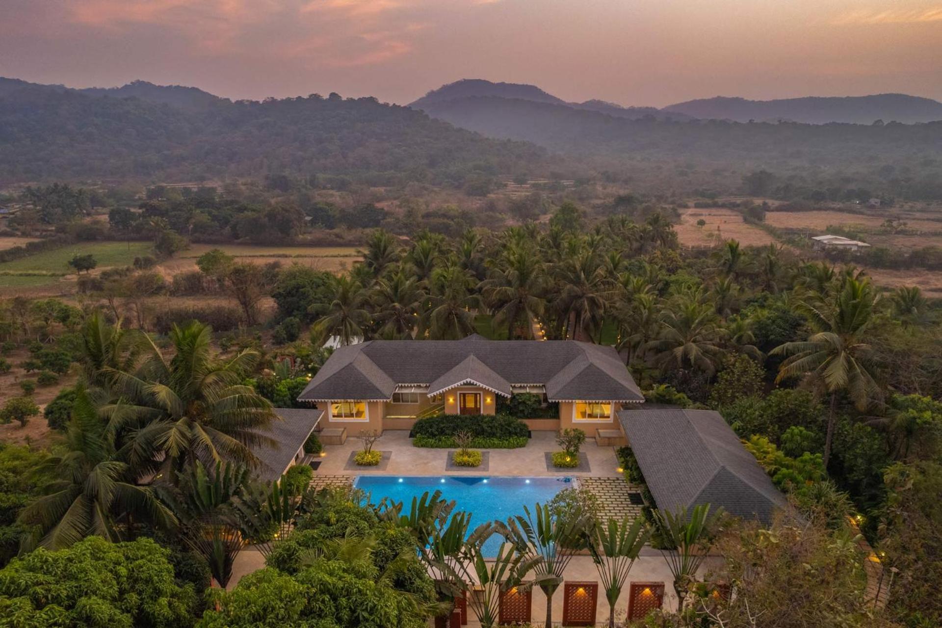 Stayvista At Amara Villa Luxury Collection With Private Pool & Gazebo Alibaug Exterior foto